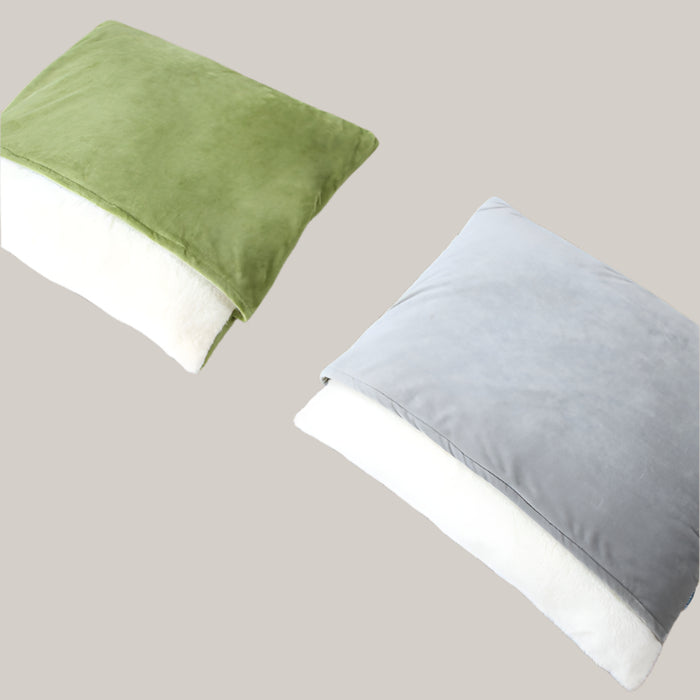 Removable and washable bite resistant pet sleeping bag