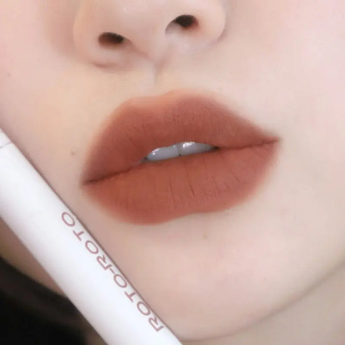 Lip Lacquer ROTO Matte Air Bear Lip Mud B001 Nude Apricot Entry