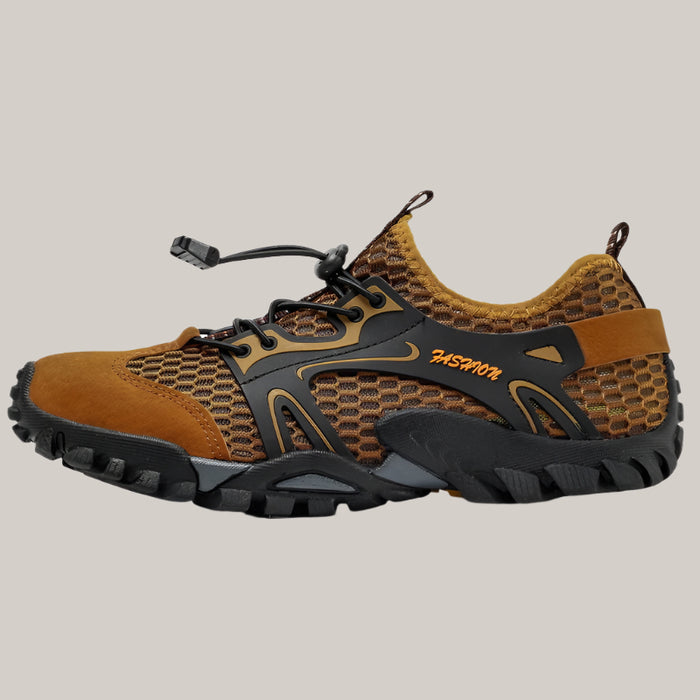 Five-Toe Water Shoes Brown
