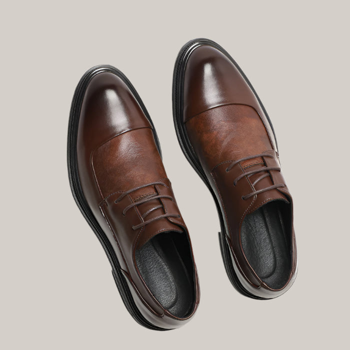 Pointed-Toe British-Style Shoes Brown
