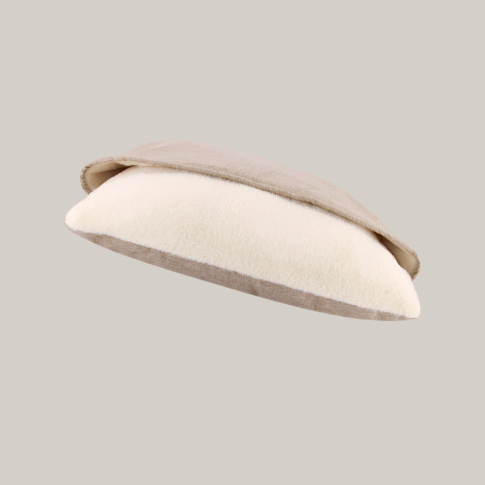 Removable and washable bite resistant pet sleeping bag Linen tea mouse color