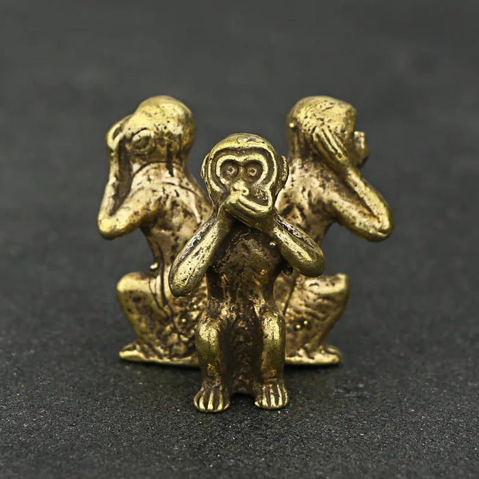 Animal-Themed Metal Hanging Ornament – 1 Piece As shown
