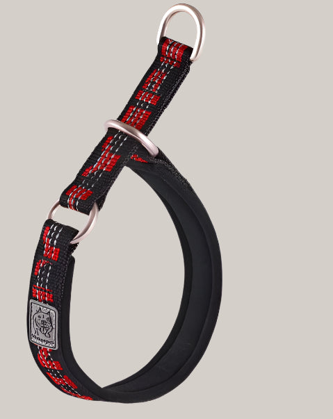 P-Chain Dog Walking Collar Reflective black red