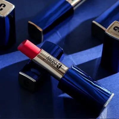 Moisturizing Lipstick – 8 Shades