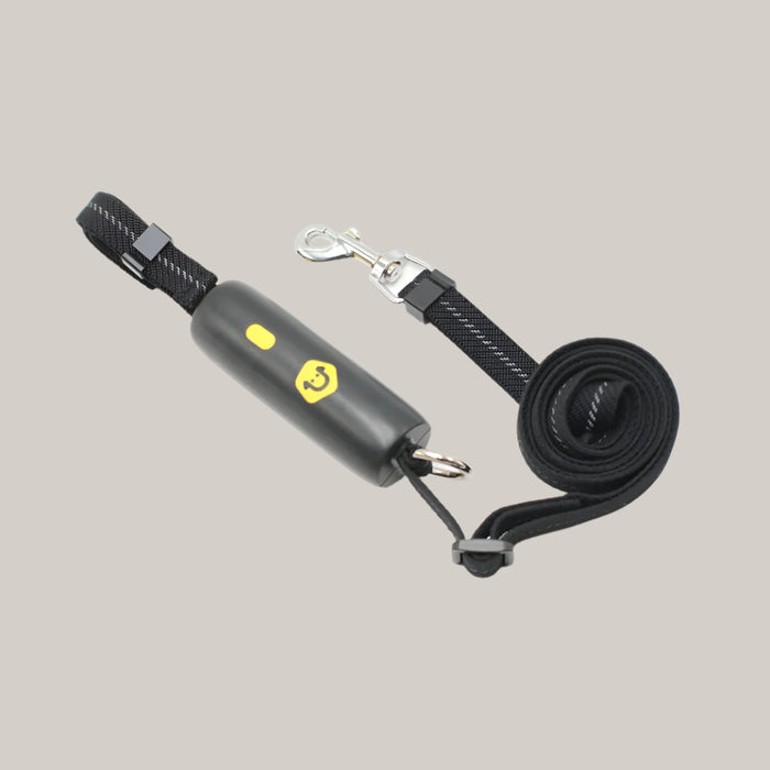 Hand Holding Rope Stretch Dog Leash