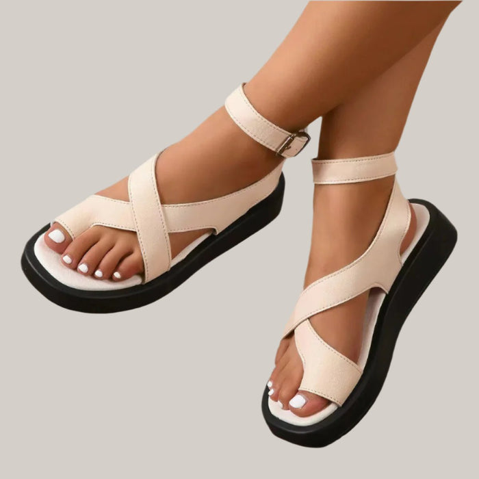 Casual Thick-Soled Clip Toe Sandal