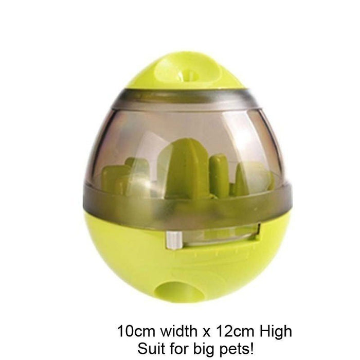 Interactive Treat-Dispensing Ball for Cats Green Leaking ball