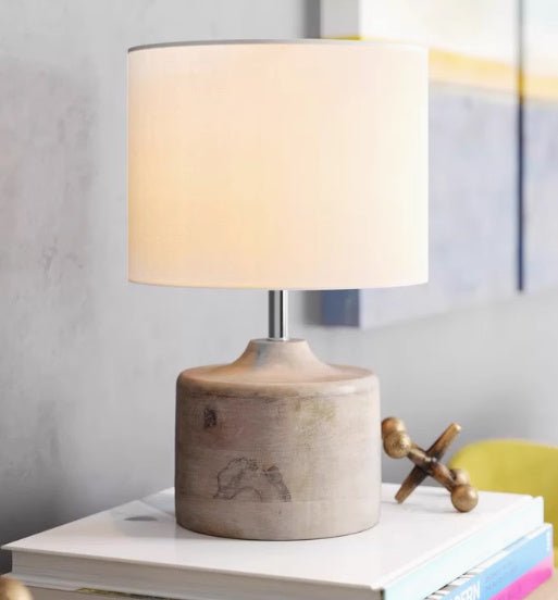 Retro Solid-Wood Decorative Lamp