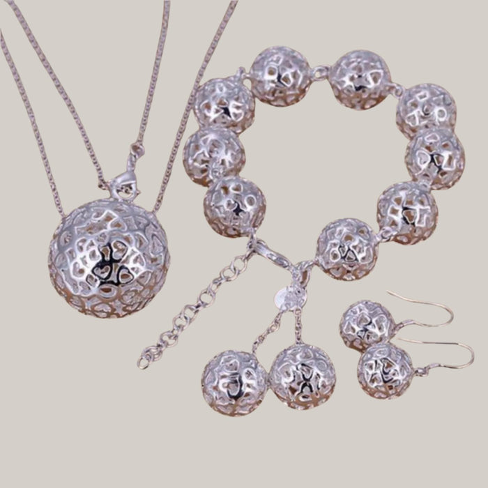 Three-dimensional Ball Pendant Jewelry