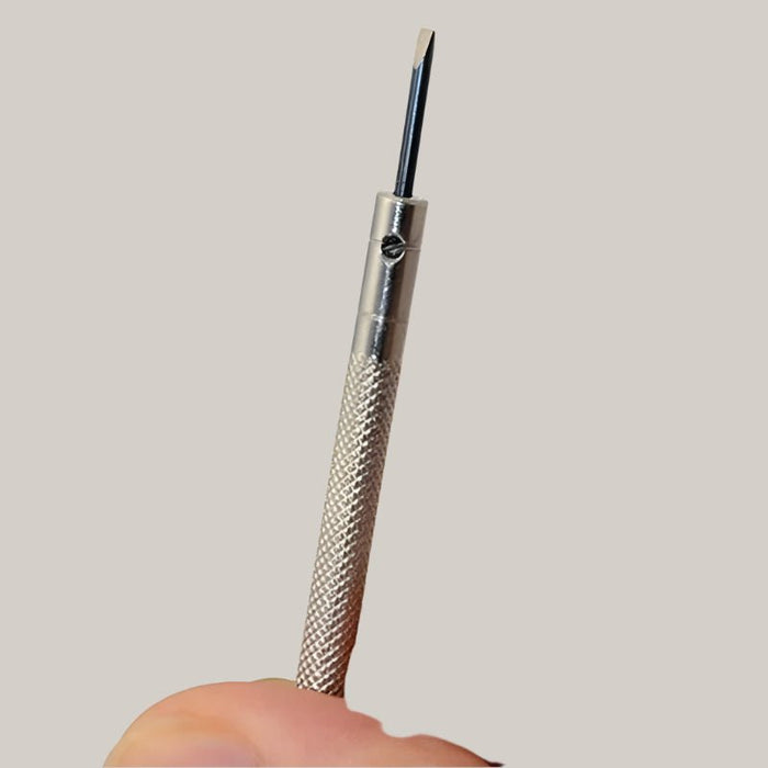 Watch glasses screwdriver